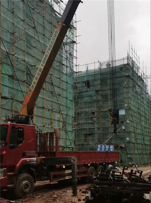 海北“慢工细活”—— 吊车的 “微动控制” 技术